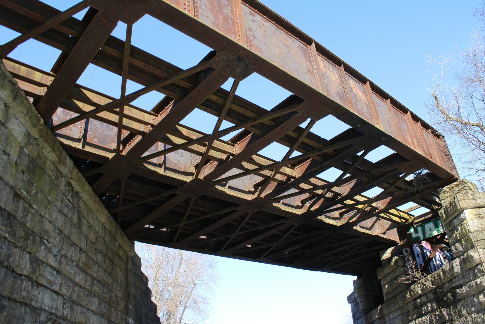 Floor details, south span (span #1)